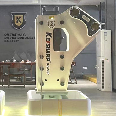 KS220 サイドタイプ ハイドロリックブレーカー 140mm シゼルの直径 400-550bpm 20-27トンの掘削機用